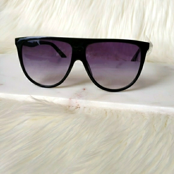 New 🎅 Black Thin Flat Top Oversized Sunglasses - Picture 5 of 8